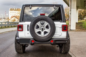 JEEP WRANGLER JL/JLU 2018+ ZDERZAK TYLNY STALOWY RUBICON POD PDC