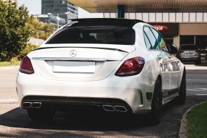 MERCEDES C-CLASS W205 2014-2019 SPOILER KLAPY TYLNEJ