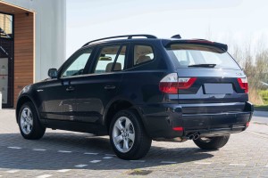BMW X3 E83 2003-2010 NAKŁADKA BŁOTNIKA TYŁ LEWY 51713330867