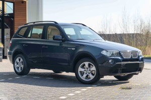 BMW X3 E83 2003-2010 LISTWA PRZEDNIEGO BŁOTNIKA PRAWA 51713405818