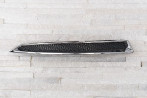 FORD KUGA MK2 II 2013-2016 PRZED FACELIFTINGIEM LISTWA POD REFLEKTOR CHROM PRAWA DV458228AA