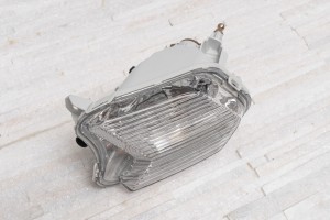 FORD KUGA MK2 II 2016-2019 PO FACELIFTINGU LAMPA PRZECIWMGIELNA PRZEDNIA LEWA Z KIERUNKOWSKAZEM GV4413B221BE