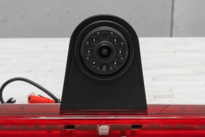 FORD TRANSIT VI 2013+ KAMERA COFANIA Z DIODAMI IR MONTOWANA W MIEJSCE ŚWIATŁA STOPU