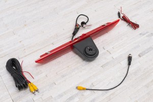 FORD TRANSIT VI 2013+ KAMERA COFANIA Z DIODAMI IR MONTOWANA W MIEJSCE ŚWIATŁA STOPU