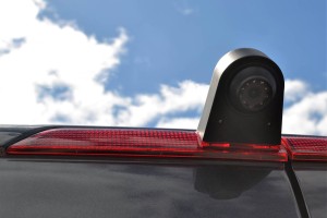 FORD TRANSIT CUSTOM 2012+ KAMERA COFANIA Z DIODAMI IR MONTOWANA W MIEJSCE ŚWIATŁA STOPU