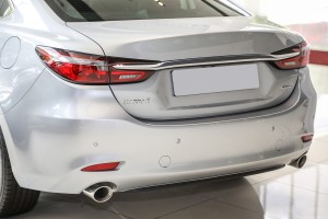 MAZDA 6 III GL 2018+ SEDAN DRUGI FACELIFTING ZAŚLEPKA HAKA HOLOWNICZEGO TYLNEGO ZDERZAKA LEWA GSH750EL1