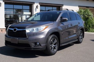 TOYOTA HIGHLANDER III XU50 2013-2016 PRZED FACELIFTINGIEM MASKA STALOWA 533010E220