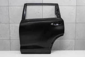TOYOTA HIGHLANDER III XU50 2016-2019 PO FACELIFTINGU DRZWI TYLNE LEWE 670040E110