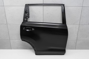 TOYOTA HIGHLANDER III XU50 2016-2019 PO FACELIFTINGU DRZWI TYLNE PRAWE 670030E110