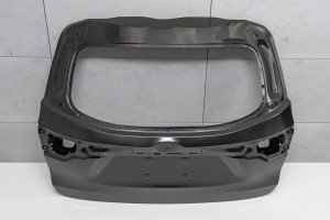 TOYOTA HIGHLANDER III XU50 2013-2019 TYLNA KLAPA WERSJA ELEKTRYCZNA 670050E350