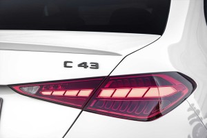 MERCEDES C-CLASS W206 2021+ SPOILER KLAPY TYLNEJ