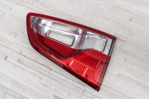 FORD ECOSPORT MK2 II 2012-2017 PRZED FACELIFTINGIEM LAMPA KLAPY BAGAŻNIKA TYLNA PRAWA CN1513A602A