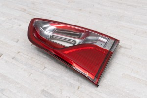 FORD ECOSPORT MK2 II 2012-2017 PRZED FACELIFTINGIEM LAMPA KLAPY BAGAŻNIKA TYLNA PRAWA CN1513A602A