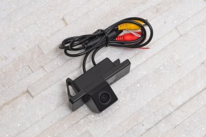 FIAT SCUDO II 2006-2016 KAMERA COFANIA Z LAMPĄ