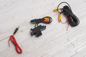 NISSAN MICRA III K12 2003-2010 KAMERA COFANIA Z LAMPĄ