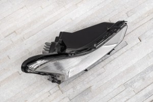 FORD FUSION MK2 II 2018-2020 PO DRUGIM FACELIFTINGU LAMPA PRZECIWMGIELNA LED PRZEDNA PRAWA KS7315A255DB