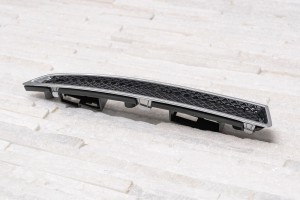 FORD ESCAPE MK3 III 2013-2016 PRZED FACELIFTINGIEM LISTWA POD REFLEKTOR CHROM PRAWA DV458228AA