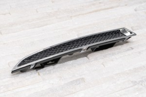 FORD ESCAPE MK3 III 2013-2016 PRZED FACELIFTINGIEM LISTWA POD REFLEKTOR CHROM PRAWA DV458228AA