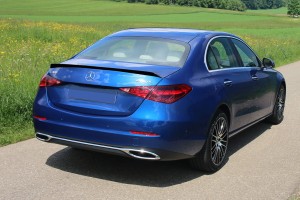 MERCEDES C-CLASS W206 2021+ SPOILER KLAPY TYLNEJ