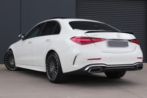 MERCEDES C-CLASS W206 2021+ SPOILER KLAPY TYLNEJ