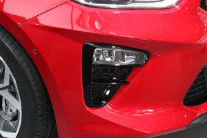 KIA CEED III CD 2018-2021 PRZED FACELIFTINGIEM LAMPA PRZECIWMGIELNA PRZEDNIA PRAWA 92202J7000