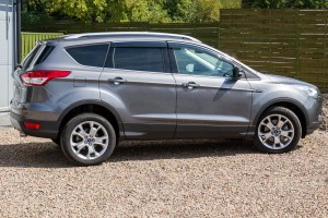 FORD ESCAPE MK3 III 2013-2019 TRÓJKĄT LISTWA PRZY LUSTERKU PRAWA CJ54S16004