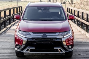 MITSUBISHI OUTLANDER III GF 2015-2021 CHROMOWANA GÓRNA LISTWA PRZEDNIEGO ZDERZAKA PRAWA 6407A142