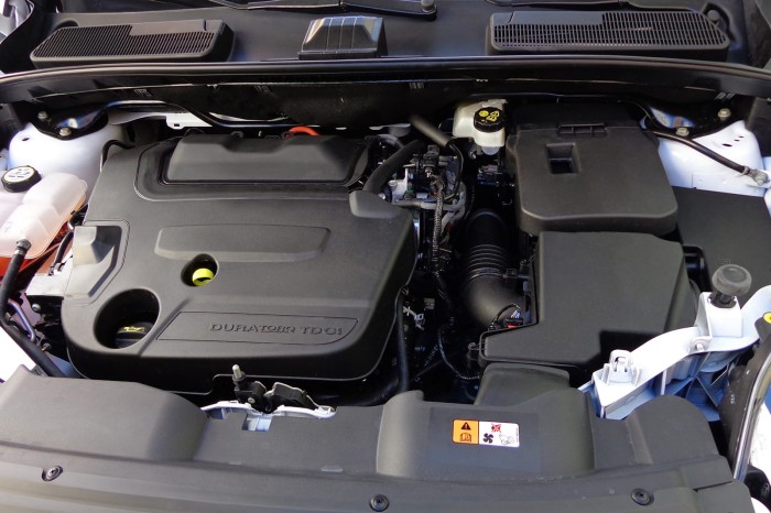 FORD FOCUS MK3 III 2010-2014 PRZED FACELIFTINGIEM POKRYWA OBUDOWY AKUMULATORA CZĘŚĆ TYLNA AM5110A659BC