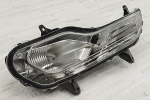 FORD ESCAPE MK3 III 2013-2016 PRZED FACELIFTINGIEM LAMPA PRZECIWMGIELNA PRAWA CV4413B220AG