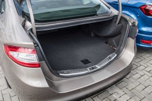FORD MONDEO MK5 V 2014-2022 OCHRONNA LISTWA PROGU BAGAŻNIKA