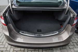 FORD MONDEO MK5 V 2014-2022 OCHRONNA LISTWA PROGU BAGAŻNIKA