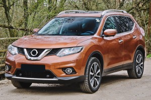 NISSAN X-TRAIL III T32 2014-2017 PRZED LIFTINGIEM ZAŚLEPKA PRZEDNIEJ LAMPY PRZECIWMGIELNEJ LEWA 622574BA0B