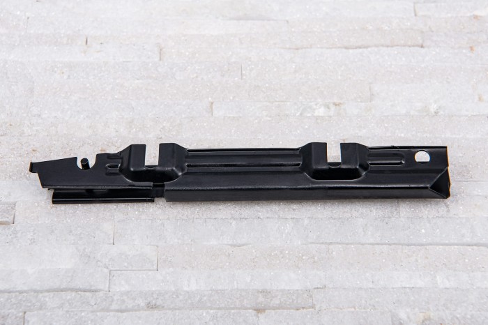 MERCEDES CLK W209 2003-2010 ŚLIZG MOCOWANIE ZDERZAKA TYLNEGO LEWY 2038801114