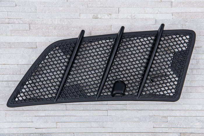 MERCEDES GL X164 2007-2012 KRATKA WLOTU POWIETRZA MASKI LEWA 1648804305