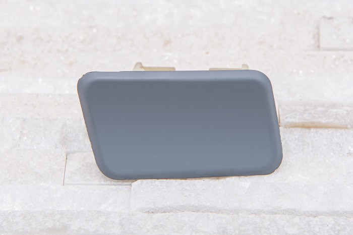 BMW X3 E83 2006-2010 PO FACELIFTINGU ZAŚLEPKA SPRYSKIWACZA REFLEKTORA PRAWA 61673416176