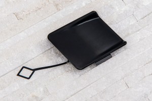 BMW SERIA 5 F10 2014-2017 PO FACELIFTINGU ZAŚLEPKA HAKA TYLNEGO ZDERZAKA PRAWA A51127332776