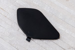 BMW SERIA 7 G11 / G12 2015-2019 PRZED FACELIFTINGIEM ZAŚLEPKA PRZEDNIEGO ZDERZAKA HAKA HOLOWNICZEGO PRAWA A51137361220