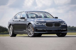 BMW SERIA 7 G11 / G12 2015-2019 PRZED FACELIFTINGIEM OZDOBNA OSŁONA KRATKI PRZEDNIEGO ZDERZAKA A51137347382