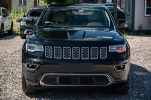 JEEP GRAND CHEROKEE IV WK2 2017-2021 PO DRUGIM FACELIFTINGU ZDERZAK PRZEDNI GÓRNY BEZ PDC ZE SPRYSKIWACZAMI 68333496AA