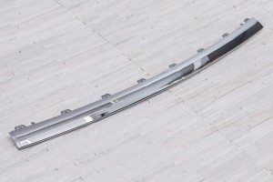 MERCEDES C-CLASS W205 2019-2021 PO FACELIFTINGU CHROMOWANA LISTWA PRZEDNIEGO ZDERZAKA A2058858802