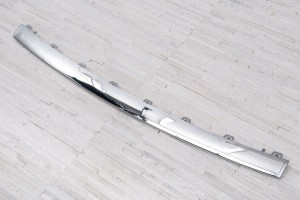 MERCEDES C-CLASS W205 2019-2021 PO FACELIFTINGU CHROMOWANA LISTWA PRZEDNIEGO ZDERZAKA A2058858802