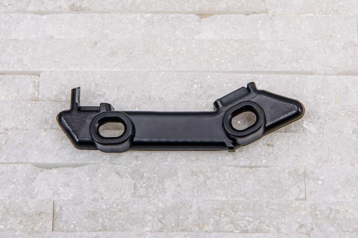 BMW SERIA 1 F21 2011-2019 ŚLIZG PRZEDNIEGO ZDERZAKA PRAWY  51117272556