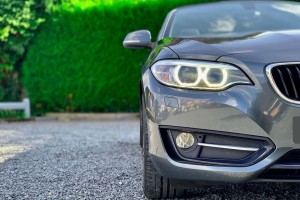 BMW SERIA 2 F22 2014-2021 ZAŚLEPKA SPRYSKIWACZA REFLEKTORA LEWA 51117297981
