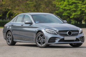 MERCEDES C-CLASS W205 2019-2021 PO FACELIFTINGU CHROMOWANA LISTWA PRZEDNIEGO ZDERZAKA PRAWA A2058859002