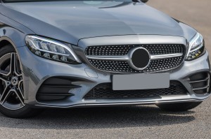 MERCEDES C-CLASS W205 2019-2021 PO FACELIFTINGU CHROMOWANA LISTWA PRZEDNIEGO ZDERZAKA PRAWA A2058859002