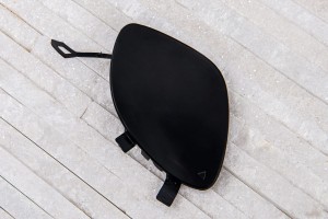 MERCEDES E-CLASS W213 2016+ ZAŚLEPKA PRZEDNIEGO ZDERZAKA HAKA HOLOWNICZEGO A2138850222