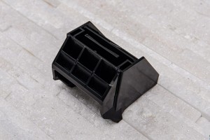 BMW SERIA 5 E60 2003-2010 UCHWYT DOLNY CHŁODNICY 17117542517