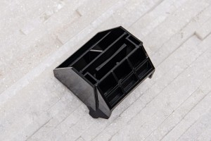 BMW SERIA 5 E60 2003-2010 UCHWYT DOLNY CHŁODNICY 17117542517