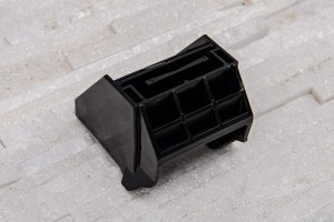 BMW SERIA 5 E61 2003-2010 UCHWYT DOLNY CHŁODNICY 17117542517