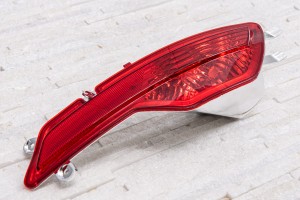 BMW X6 E72 2007-2014 LAMPA PRZECIWMGIELNA TYLNA LEWA Z ODBLASKIEM 63147187219